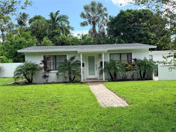 Sunset Manors, 400 NE 26th Dr, Wilton Manors, Florida 33334, image 1