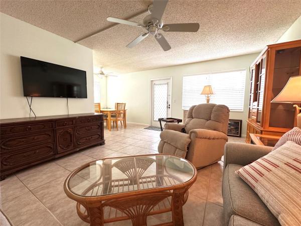 289 Markham N, Deerfield Beach, Florida 33442, image 1