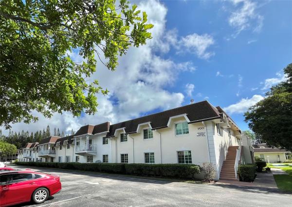 Brookfield Gardens North, 700 SE 2nd Ave #416, Deerfield Beach, Florida 33441, image 1