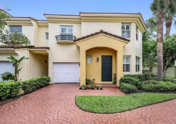 Arbor Green Of Deer Creek, 2932 Deer Creek Country Club Blvd, Deerfield Beach, Florida 33442, image 1