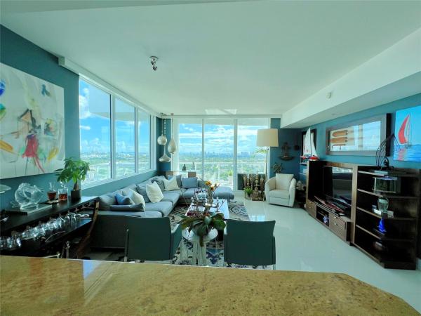 Strada 315, 315 NE 3rd Ave #2107, Fort Lauderdale, Florida 33301, image 1