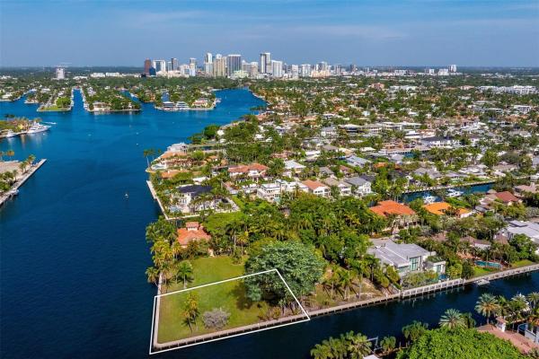 Kents Island, 1000 SE 25th Ave, Fort Lauderdale, Florida 33301, image 1