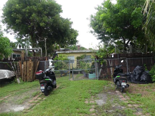 Hollywood South Side, 1629 Mayo St #1-2, Hollywood, Florida 33020, image 1