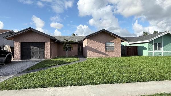 North Lauderdale Landings, 8205 SW 12th St, North Lauderdale, Florida 33068, image 1