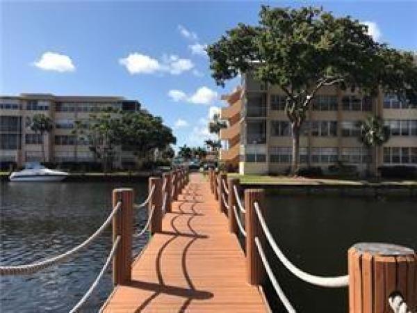 Watergate, 2761 Taft St #409, Hollywood, Florida 33020, image 1
