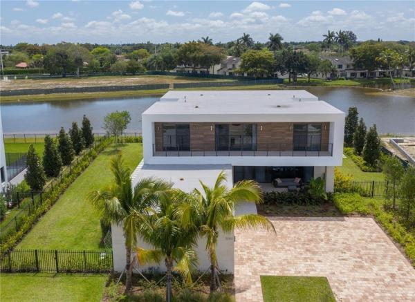 16552 Botaniko Dr S, Weston, Florida 33326, image 1