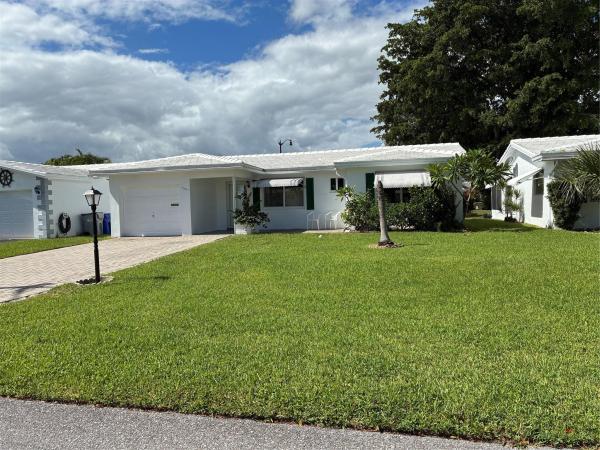 Leisureville, 3021 E Golf Blvd, Pompano Beach, Florida 33064, image 1