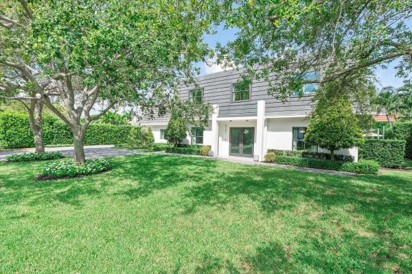 Sea Ranch Lakes Estates, 9 Tahoe Ln, Sea Ranch Lakes, Florida 33308, image 1
