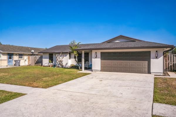 Le Chalet, 8460 Raymond Dr, Boynton Beach, Florida 33472, image 1