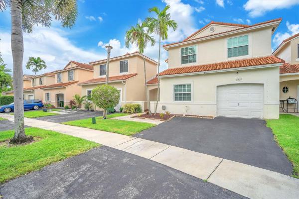 17825 SW 10th Ct, Pembroke Pines, Florida 33029, image 1