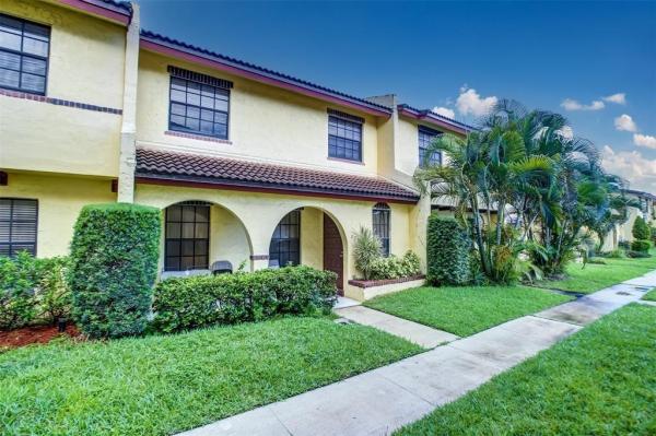 2768 NW 47th Ln #2803, Lauderdale Lakes, Florida 33313, image 1