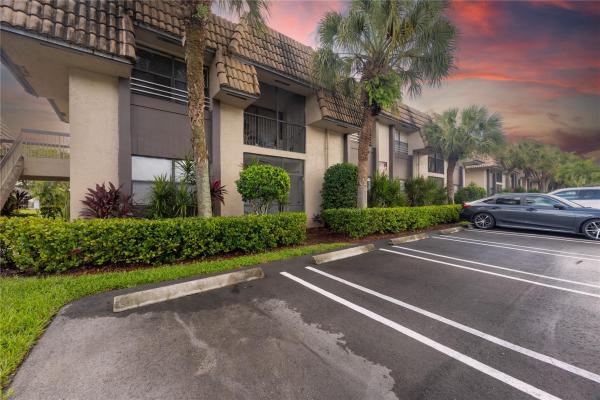 Grenadier East, 10710 Royal Palm Blvd #2-2, Coral Springs, Florida 33065, image 1