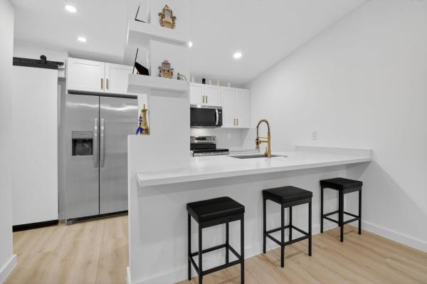 Boca Cove, 9430 Boca Cove Cir #214, Boca Raton, Florida 33428, image 1