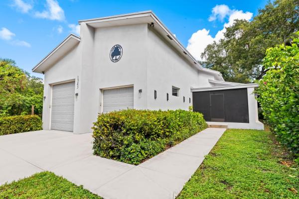 Edgewood, 1543 SW 32nd St, Fort Lauderdale, Florida 33315, image 1