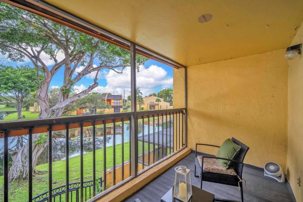 1550 NW 93rd Ave #297, Pembroke Pines, Florida 33024, image 1