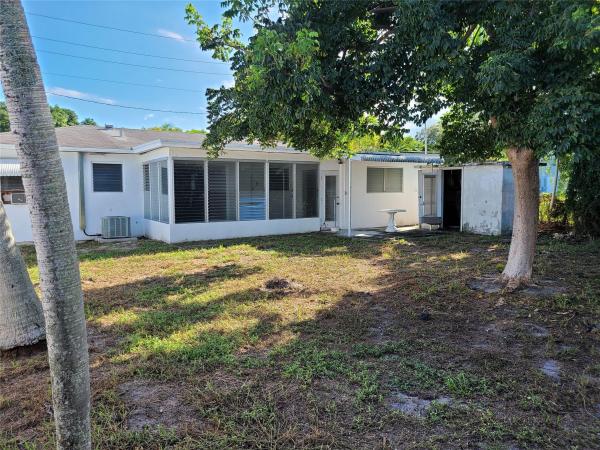 Hallandale Park, 119 Se 10th St, Hallandale Beach, Florida 33009, image 1