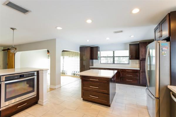 Shadow Wood, 9468 NW 2nd St, Coral Springs, Florida 33071, image 2