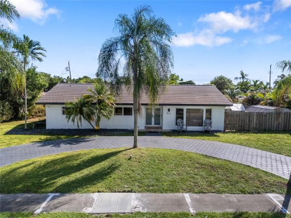 Hollywood Hills, 4916 Buchanan St, Hollywood, Florida 33021, image 1