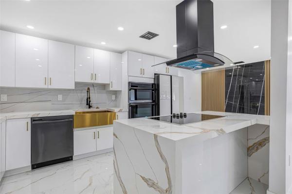 Cranston Terrace, 2633 Taft St, Hollywood, Florida 33020, image 1