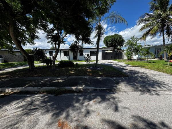 Pompano Beach Highlands, 5181 NE 16th Ave, Pompano Beach, Florida 33064, image 1