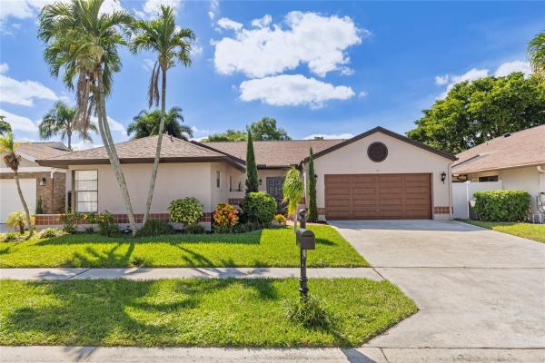 Country Landing 3 At Loggers Run, 21011 Windemere Ln, Boca Raton, Florida 33428, image 1