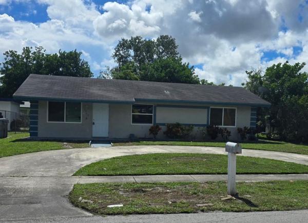 Collier City, 2710 NW 9th St, Pompano Beach, Florida 33069, image 1