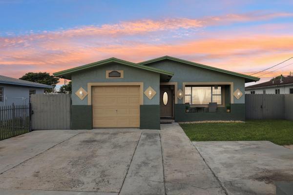 Carver Ranches, 5411 SW 19th St, West Park, Florida 33023, image 1