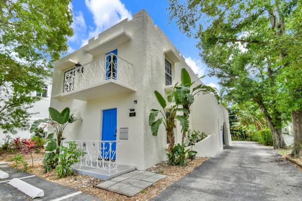 Highland Estates, 62 NE 28th St, Wilton Manors, Florida 33334, image 1