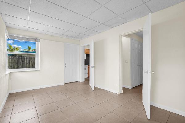 North Andrews Gardens, 261 NE 45th St, Oakland Park, Florida 33334, image 2