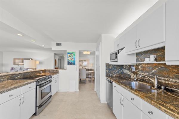 Shore Club, 1905 N Ocean Blvd #14D, Fort Lauderdale, Florida 33305, image 2