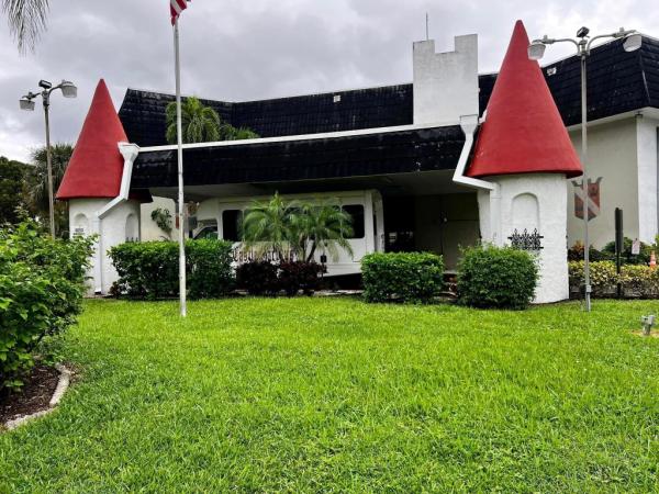 Castle Gardens, 4751 NW 21st St #209, Lauderhill, Florida 33313, image 3