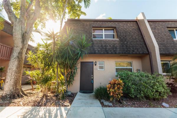 Hollywood Little Ranches, 2520 Van Buren St #4, Hollywood, Florida 33020, image 1