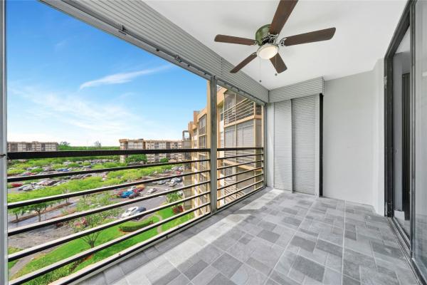 The Dogwood, 1100 Saint Charles Pl #708, Pembroke Pines, Florida 33026, image 2