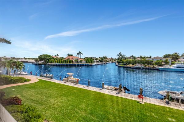 River House Towers, 390 N Federal Hwy #202, Deerfield Beach, Florida 33441, image 1