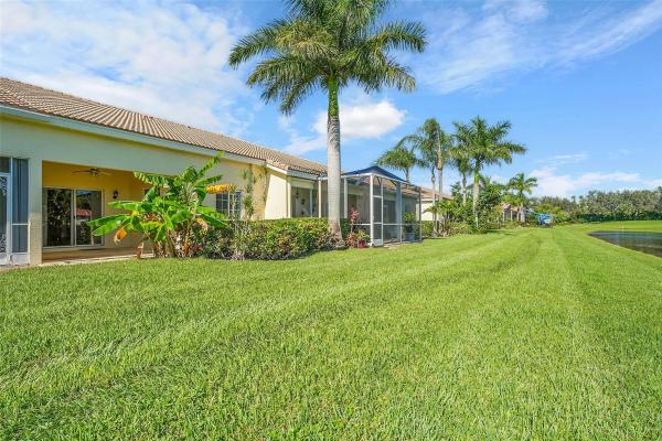 Lighthouse Pointe At Baywinds, 9815 Galleon Dr, West Palm Beach, Florida 33411, image 1