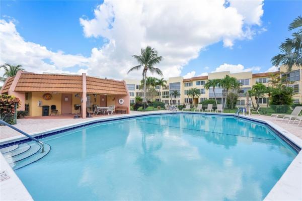 Royal Park Gardens 3, 6890 Royal Palm Blvd #102H, Margate, Florida 33063, image 1