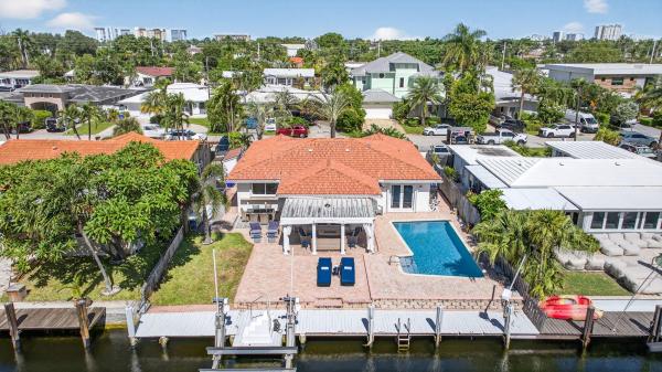 Pompano Isles, 2534 SE 14th St, Pompano Beach, Florida 33062, image 1