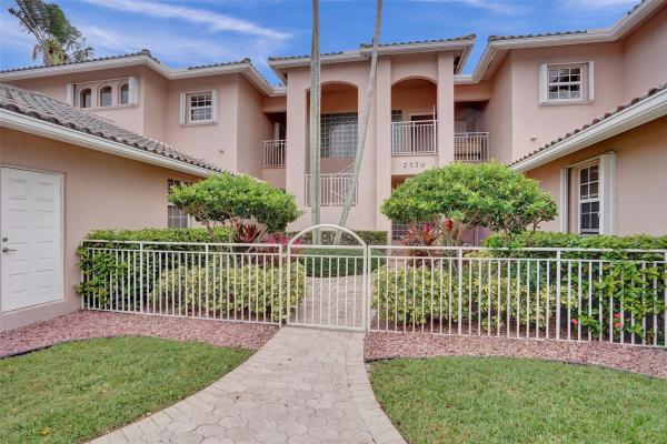 Coral Ridge Courtyard, 2770 NE 15th St #201, Fort Lauderdale, Florida 33304, image 1