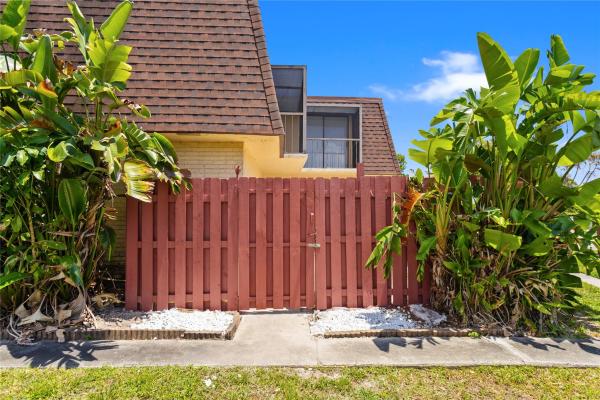 Villas At Woodland Greens, 5822 Swordfish Ct #C, Tamarac, Florida 33319, image 1