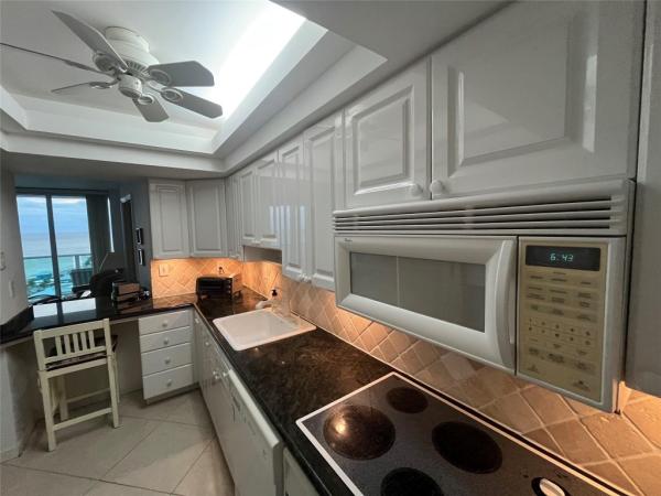 Tiara East, 333 NE 21st Ave #1522, Deerfield Beach, Florida 33441, image 1