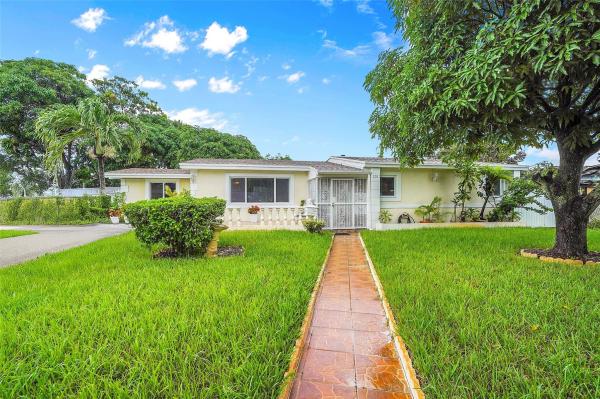Fleetwood Gardens, 2011 NW 185th Ter, Miami Gardens, Florida 33056, image 1