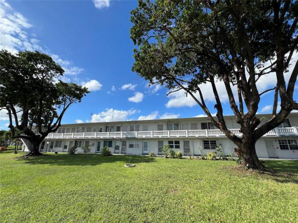 Romont South, 165 NE 203rd Ter #29, Miami Gardens, Florida 33179, image 2