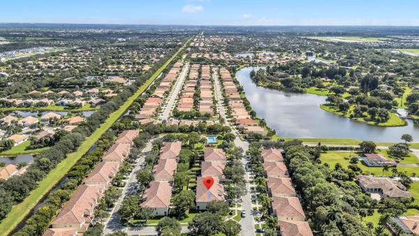 Melrose Verona Lakes, 9723 Lago Dr, Boynton Beach, Florida 33472, image 2