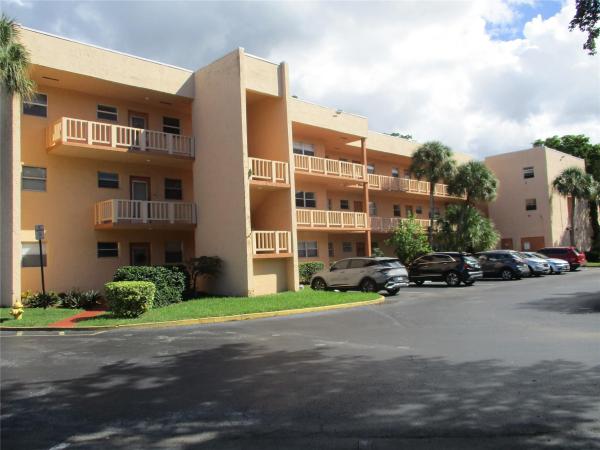 Rokest, 8390 Lagos De Campo Blvd #304, Tamarac, Florida 33321, image 1