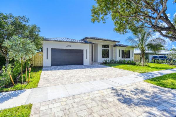 Imperial Point, 2020 NE 59th Ct, Fort Lauderdale, Florida 33308, image 1