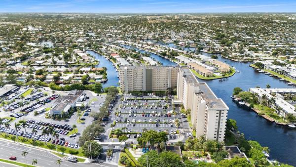 Waterford Point, 801 S Federal Hwy, Pompano Beach, Florida 33062, image 1