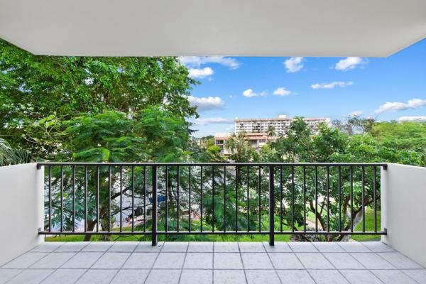 Waterford Point, 801 S Federal Hwy #320, Pompano Beach, Florida 33062, image 1