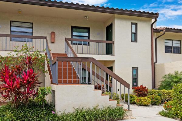 Glades Of Boca Lago, 21863 Arriba Real #8d, Boca Raton, Florida 33433, image 1