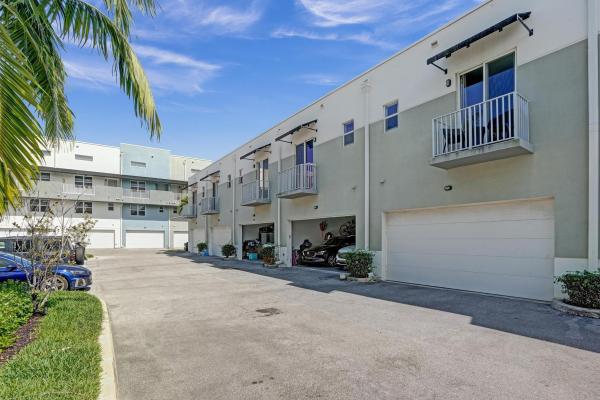 480 NE 35th Ct #2, Oakland Park, Florida 33334, image 1