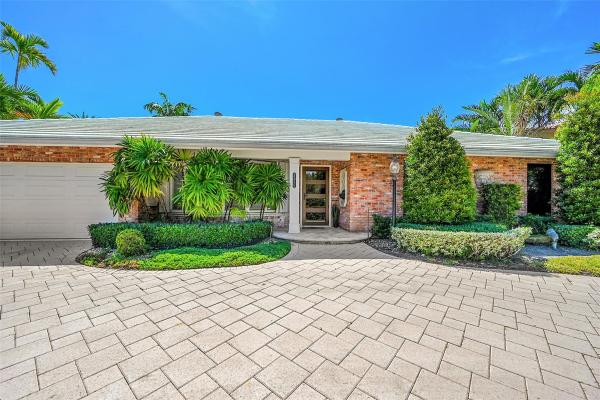 Coral Ridge Country Club, 3050 NE 40th Ct, Fort Lauderdale, Florida 33308, image 1